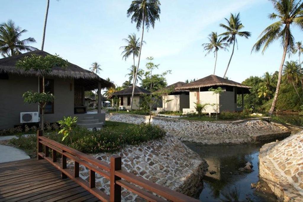 Hutcha Resort หาดแม่น้ำ ภายนอก รูปภาพ